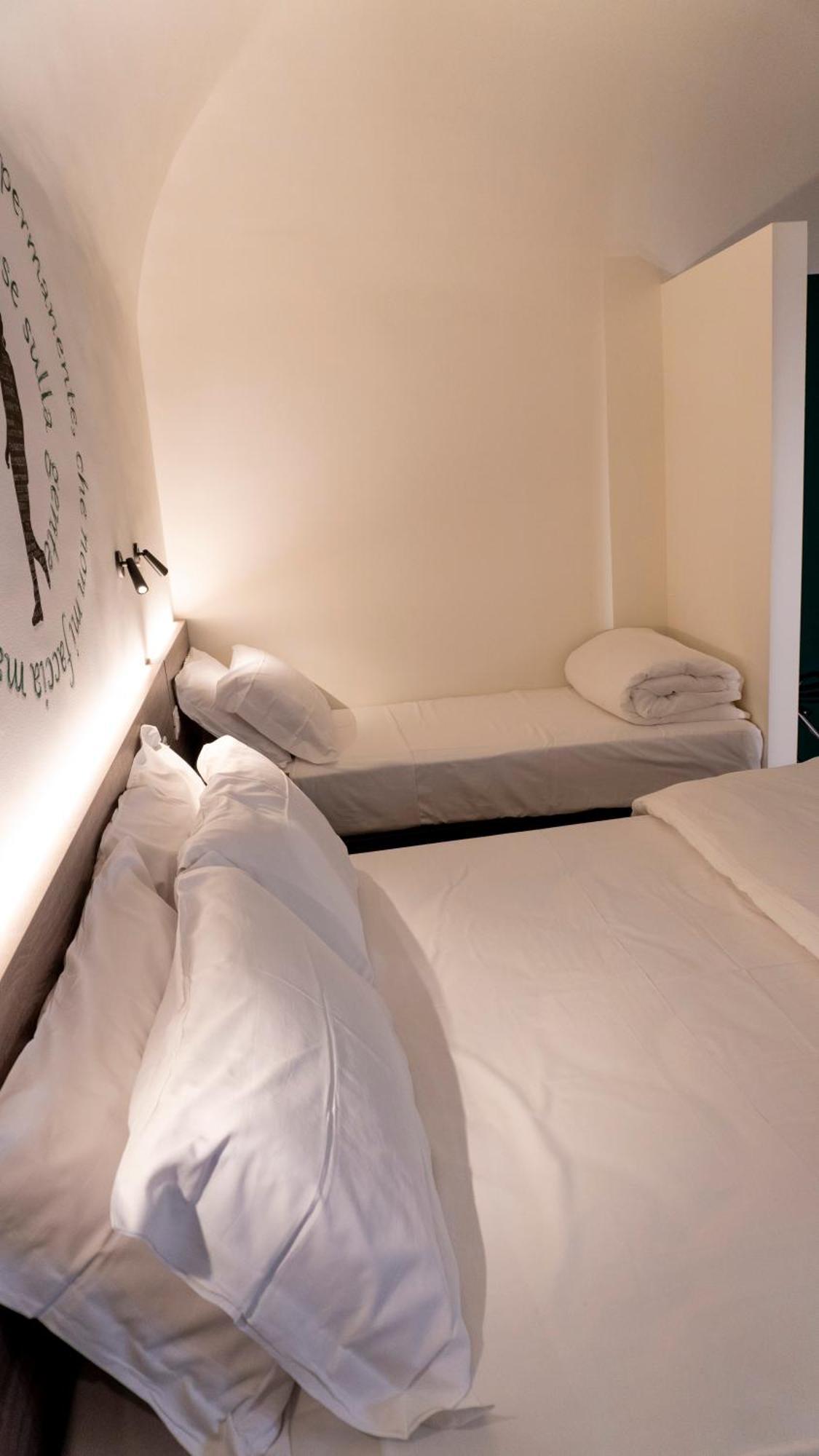 Notti D'Autore Suites คาตาเนีย ภายนอก รูปภาพ