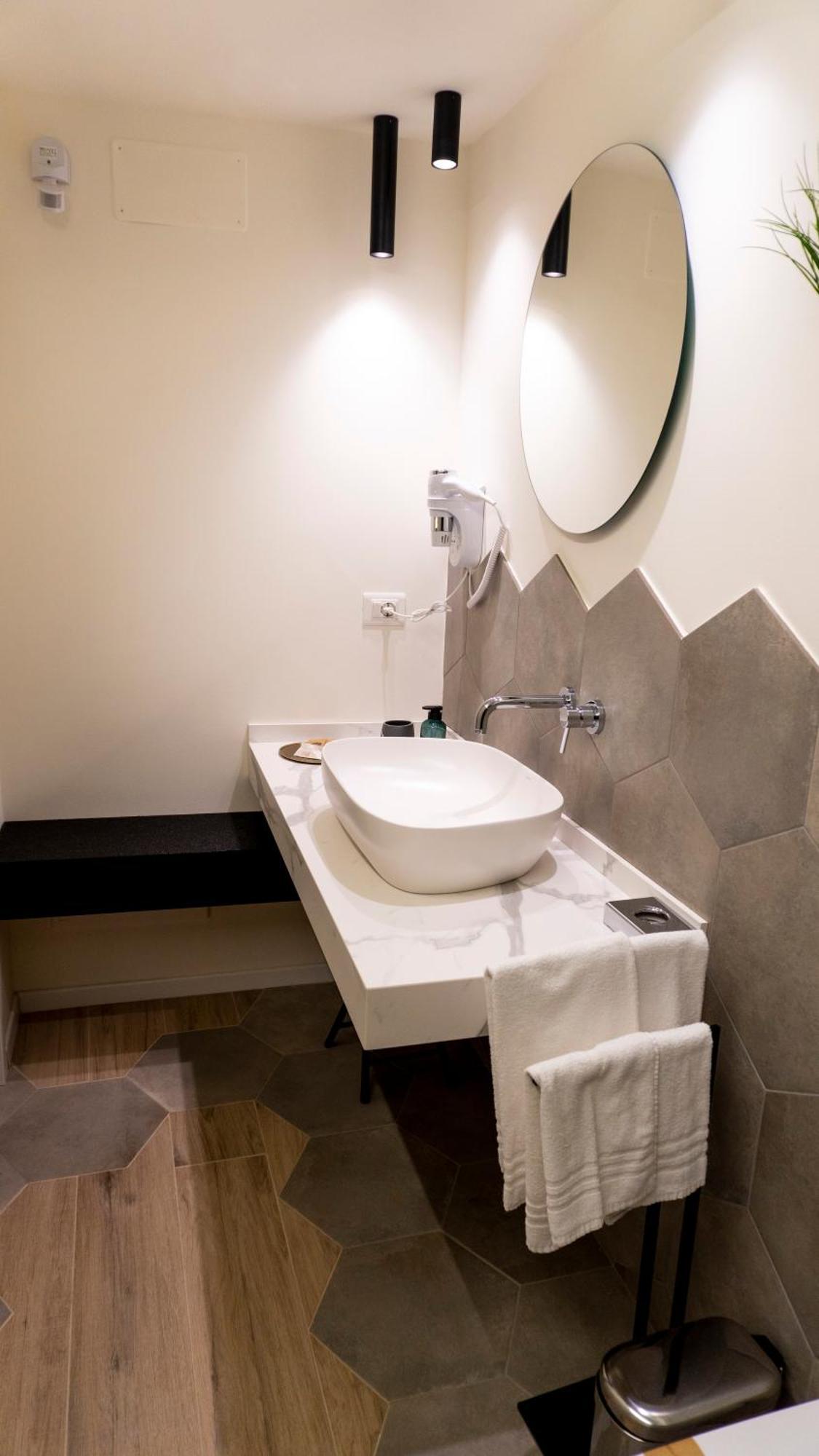 Notti D'Autore Suites คาตาเนีย ภายนอก รูปภาพ